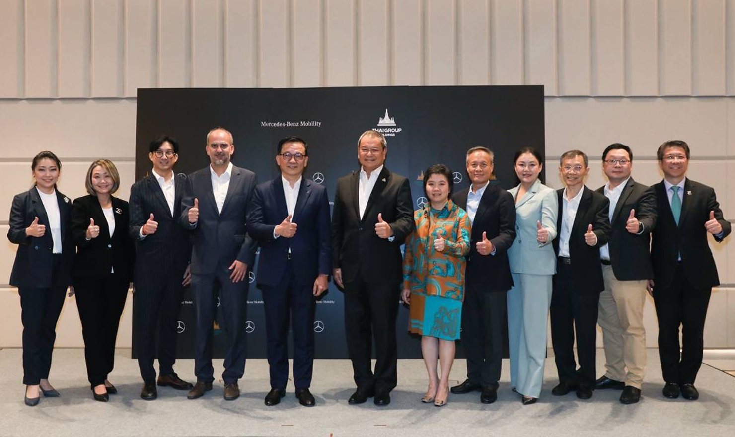 thai-group-mercedes-benz-campaign